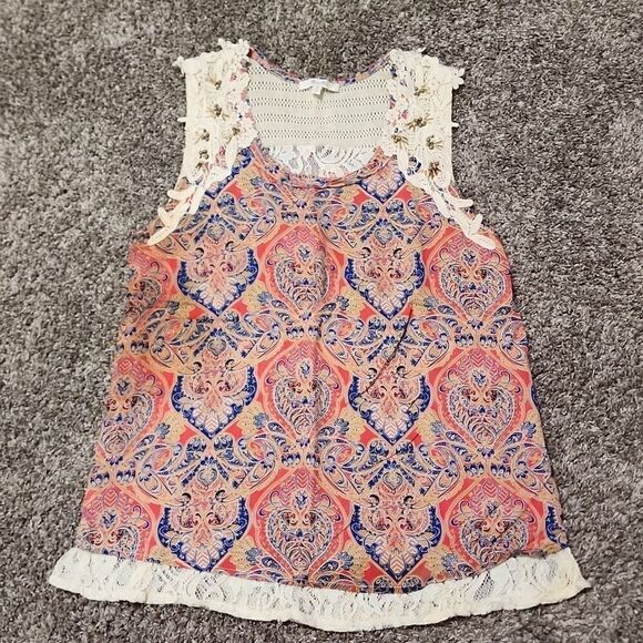 miss Me Paisley Layered Tank Top W/ Lace medium - Picture 5 of 9